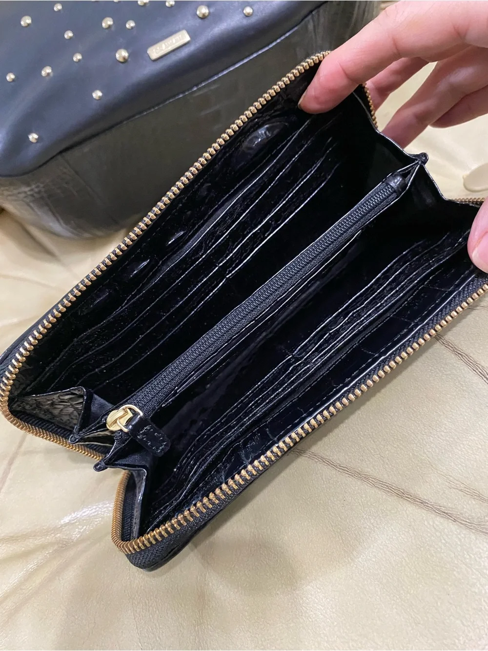 RARE Brahmin Nara Stud Marianna Tassel + Zip Wallet + Key Fob Leather Black/Gold